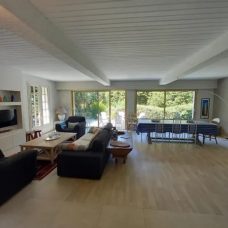 Villa Palais Sur - Emplacement Ideal - Belle Maison - Du Platin